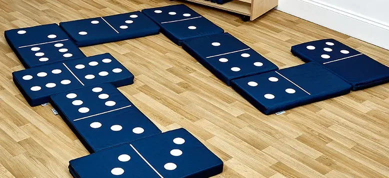 Giant vinyl dominoes available for hire in Southampton